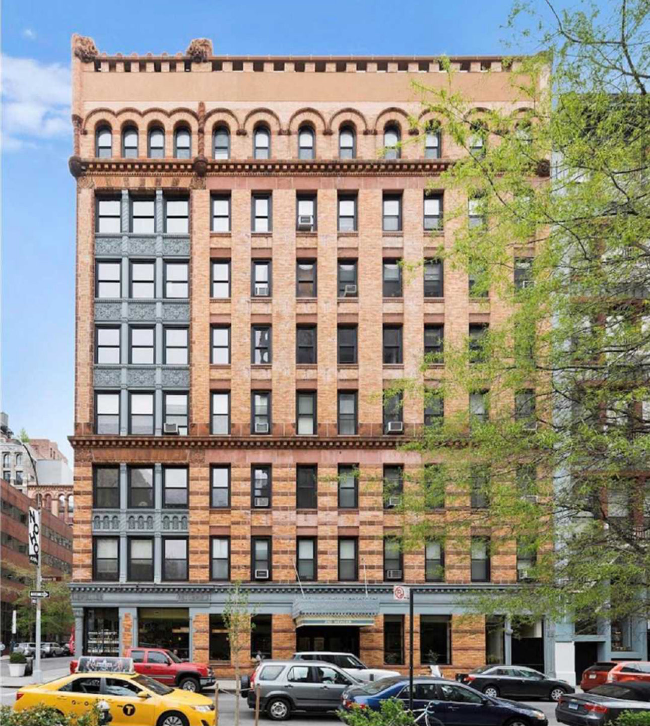 Apartment on MERCER st .